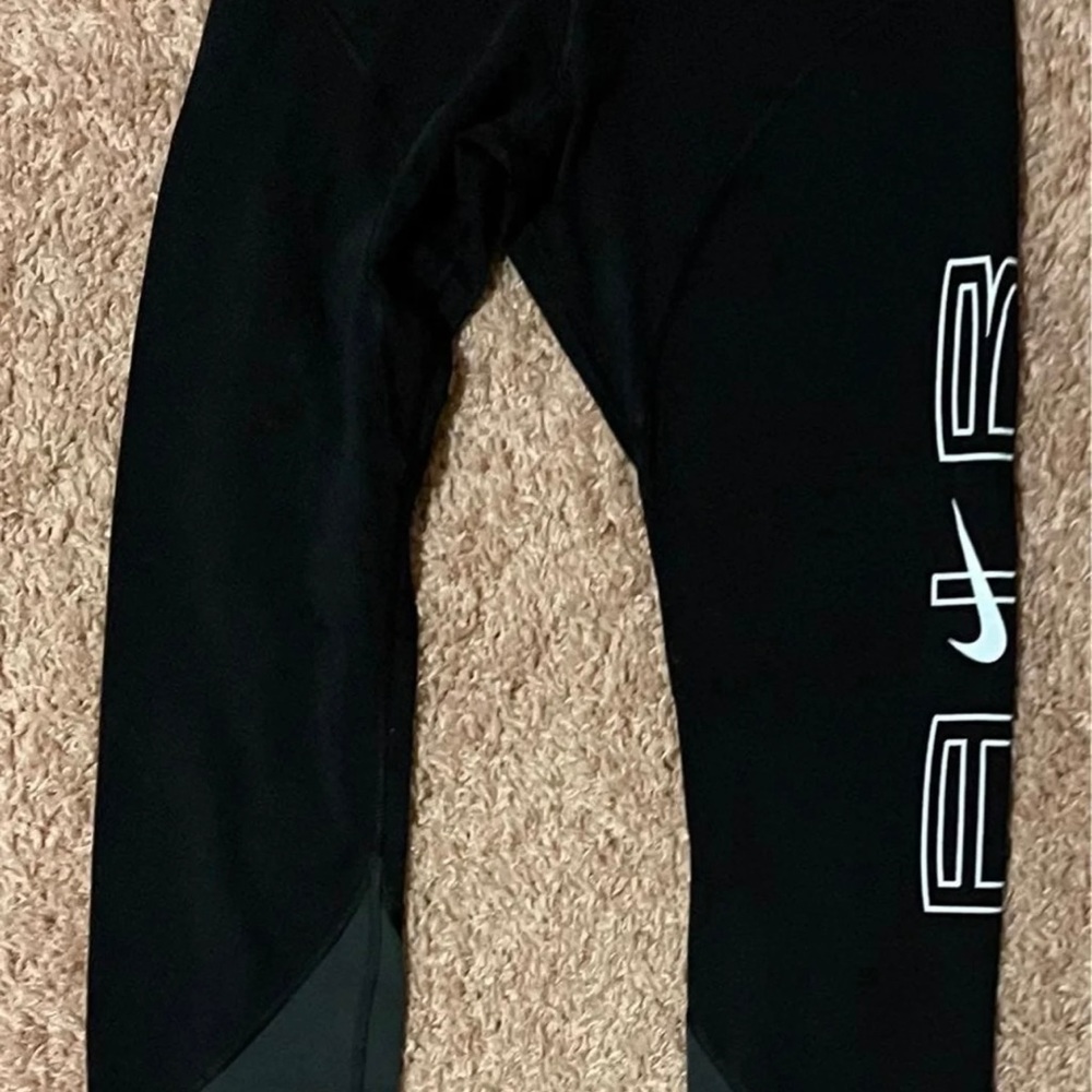 Nike Athletic Leggings Size Medium